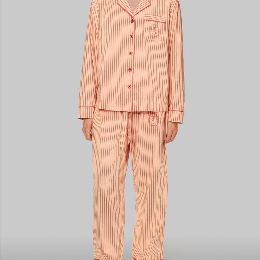 Taylor Swift THE LIFE OF A SHOWGIRL PAJAMA SET - Picture 2 of 6